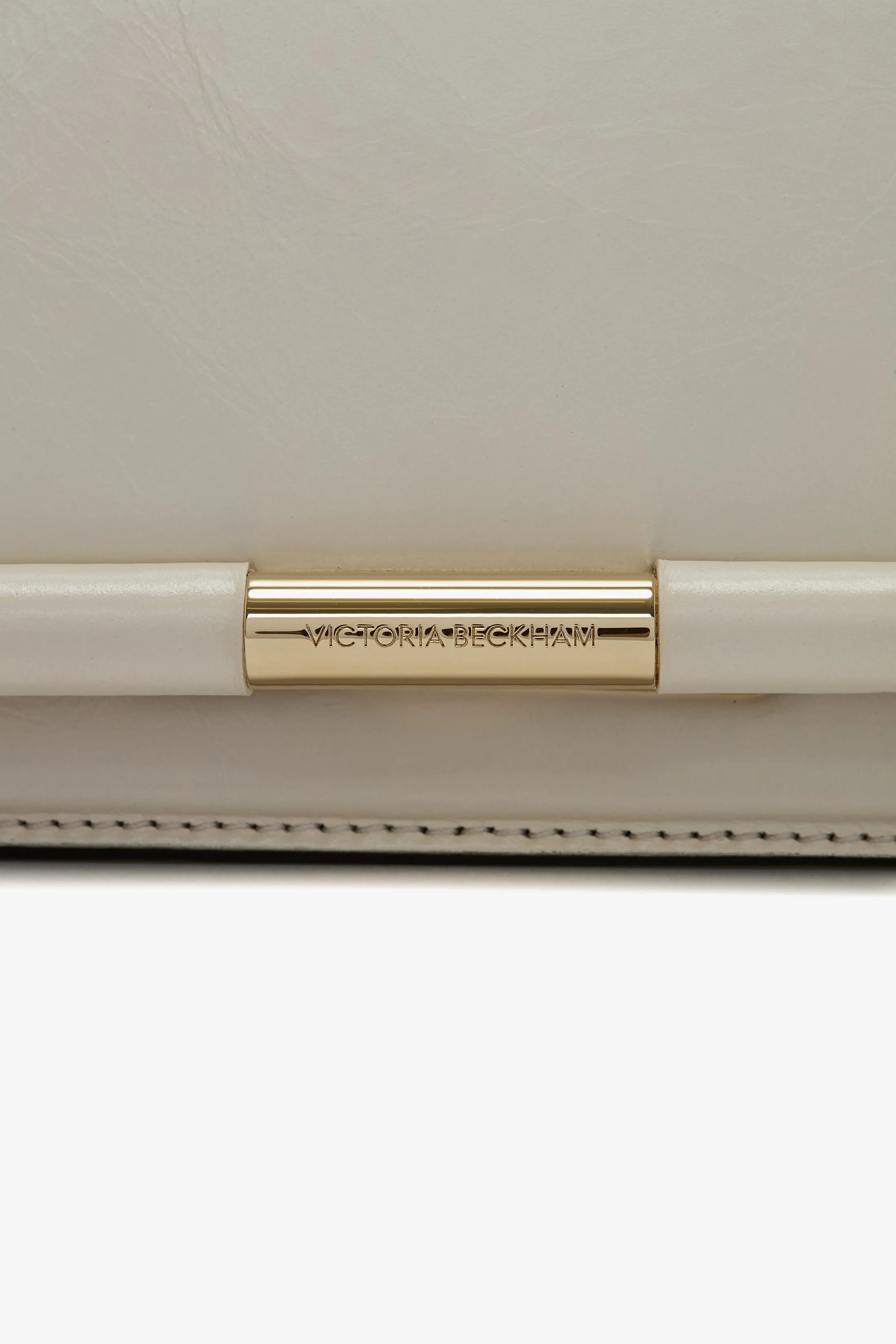 202 Clutch Bag In Ivory Distressed Leather