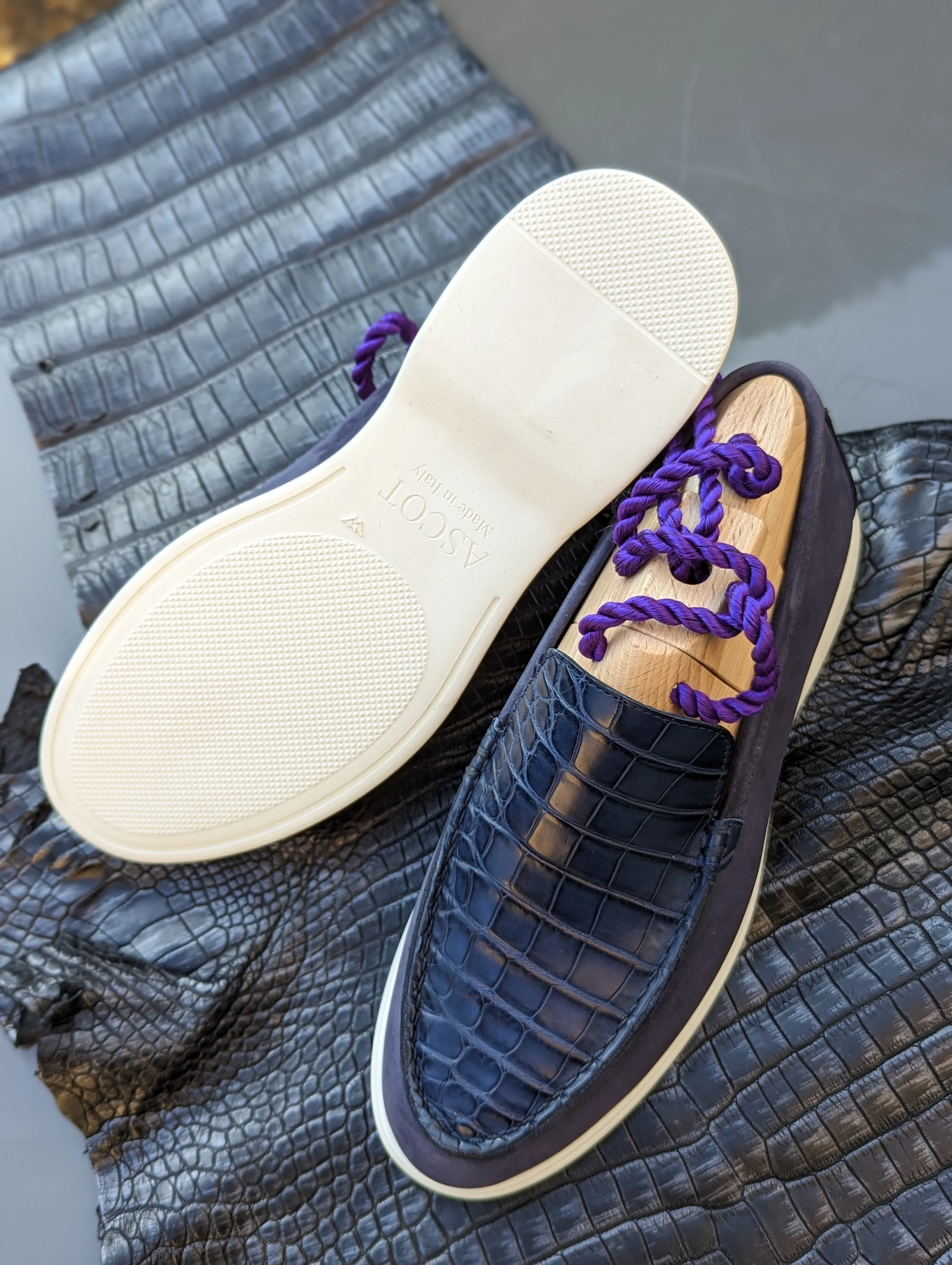 Ascot Cannes - Navy Blue Crocodile & Suede
