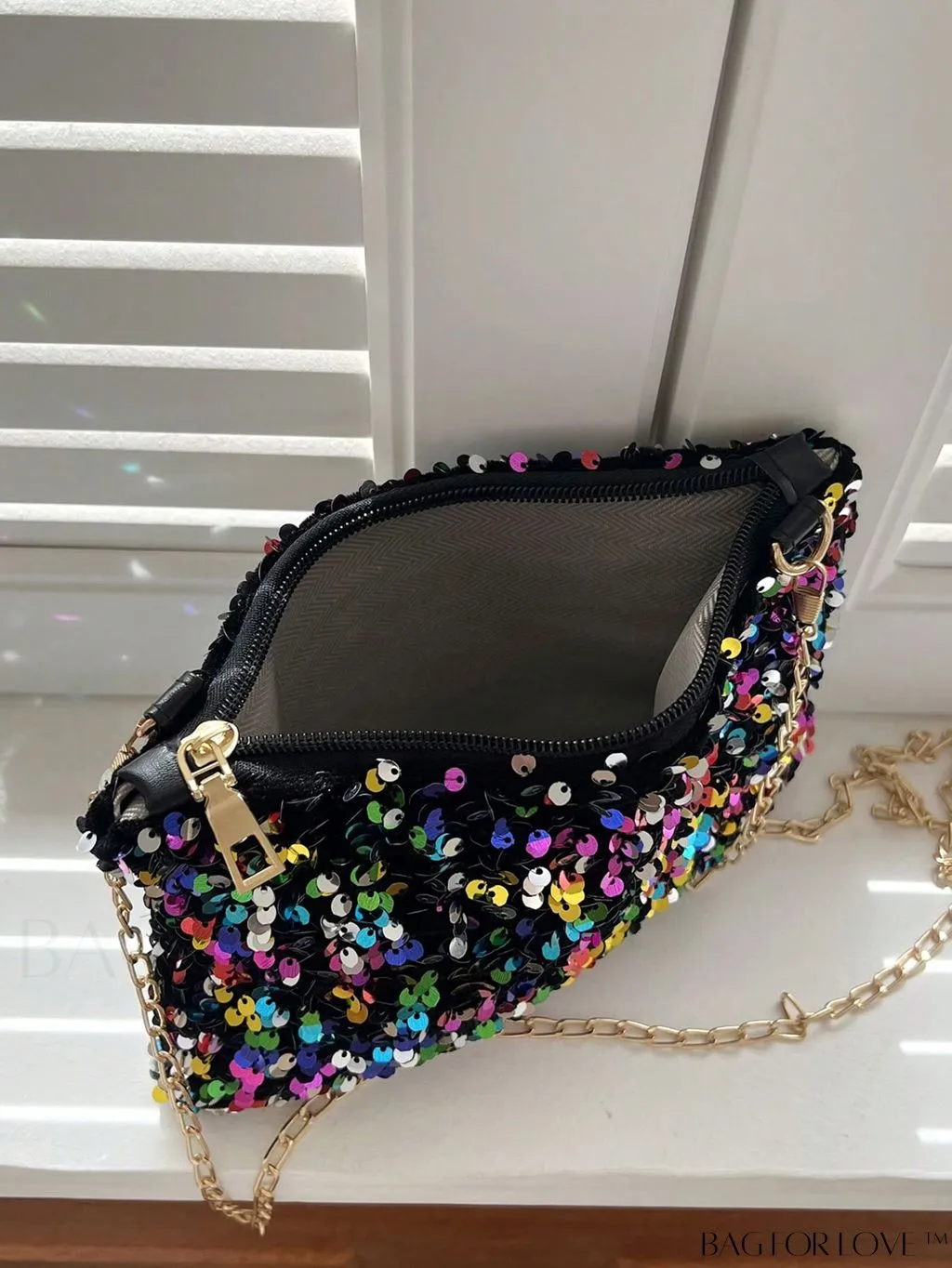 BagForLove - Chic Sequin Chain Zipper Square Bag - Small and Glamorous