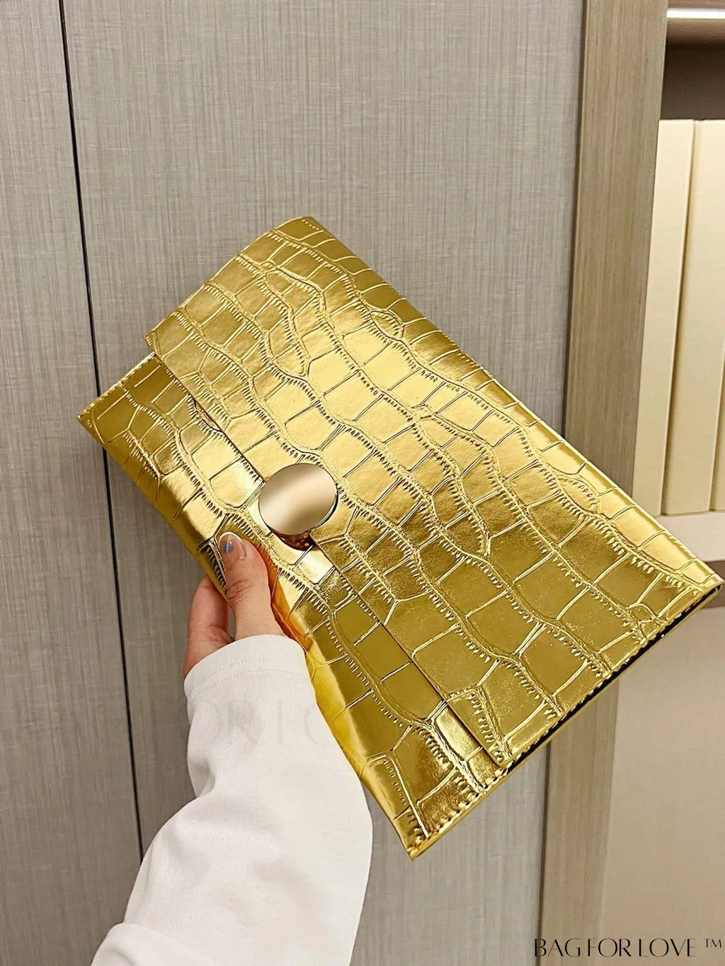 BagForLove - Metallic PU Crocodile Embossed Envelope Bag - Chic and Edgy