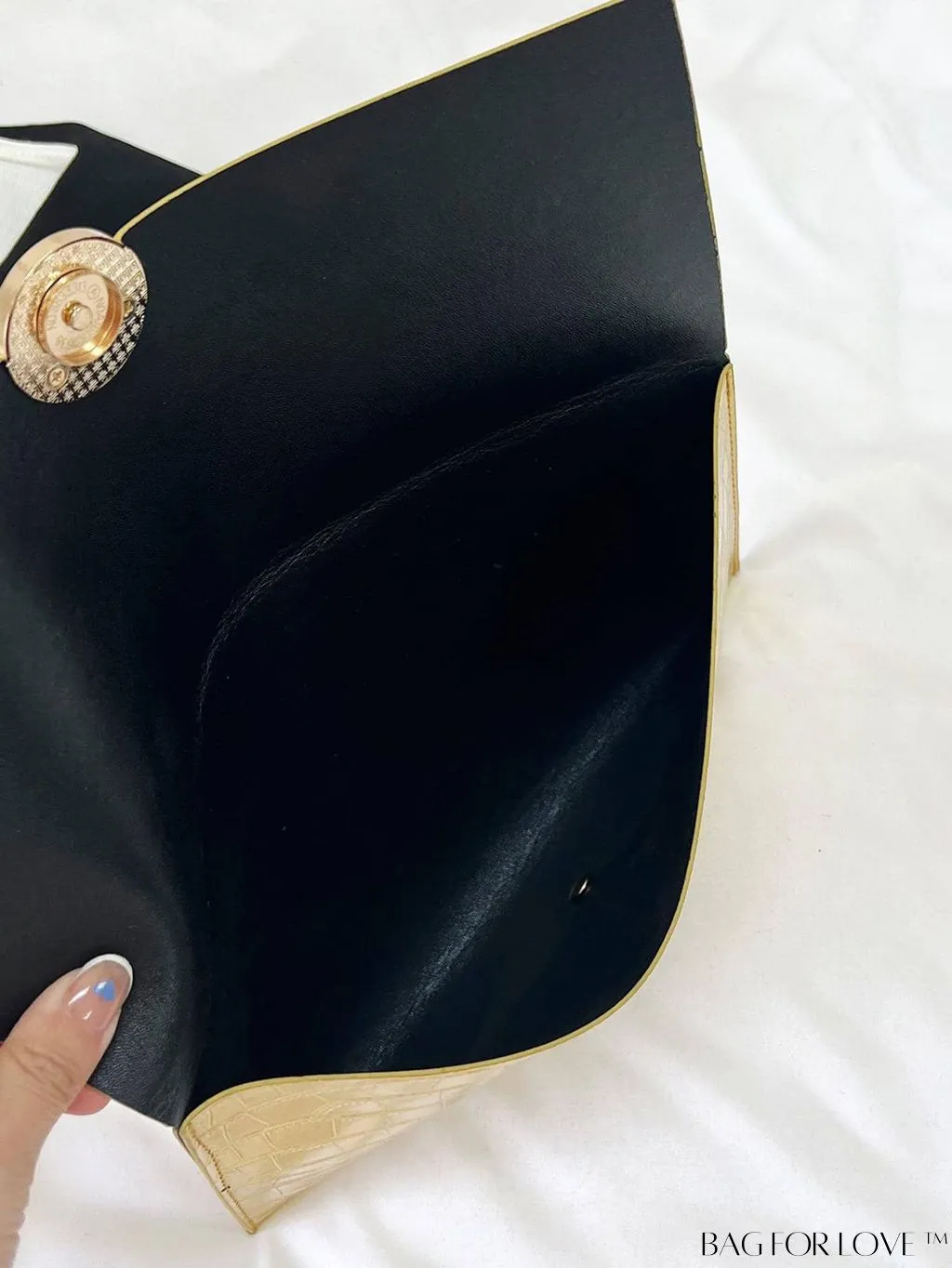 BagForLove - Metallic PU Crocodile Embossed Envelope Bag - Chic and Edgy
