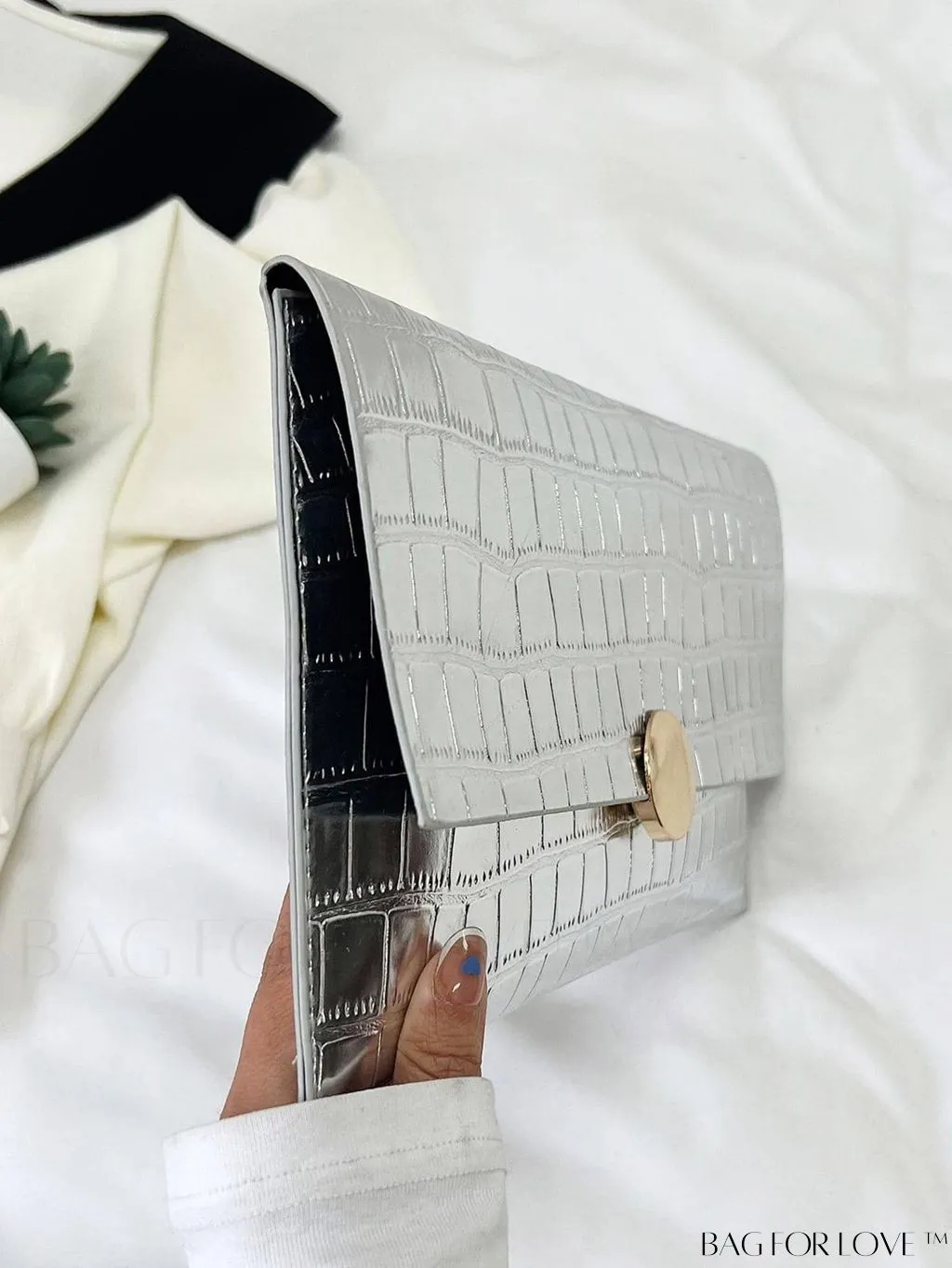 BagForLove - Metallic PU Crocodile Embossed Envelope Bag - Chic and Edgy