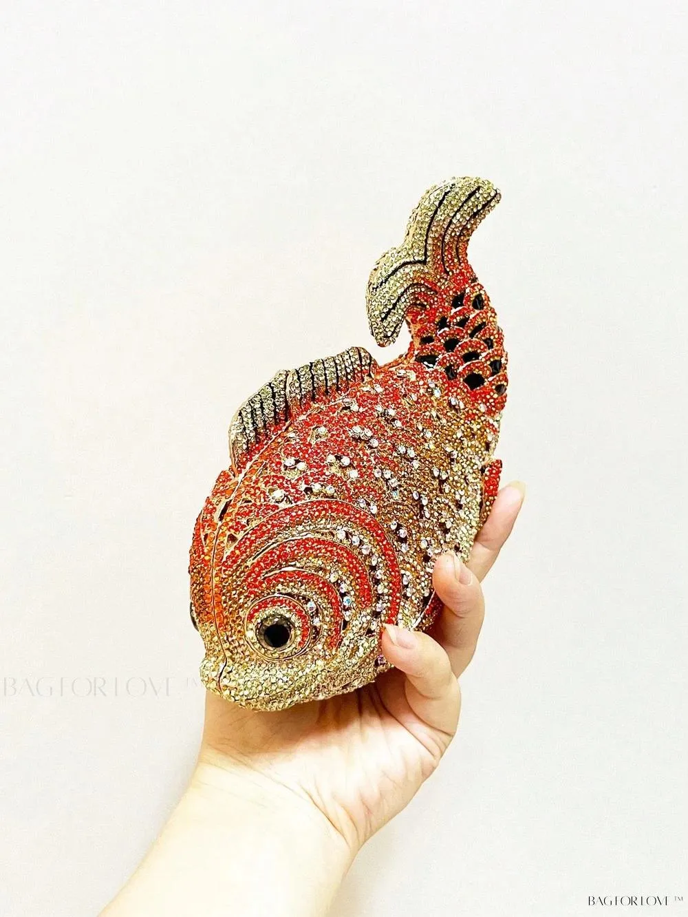 BagForLove - Shimmering Mini Purses for Women's Luxury Events