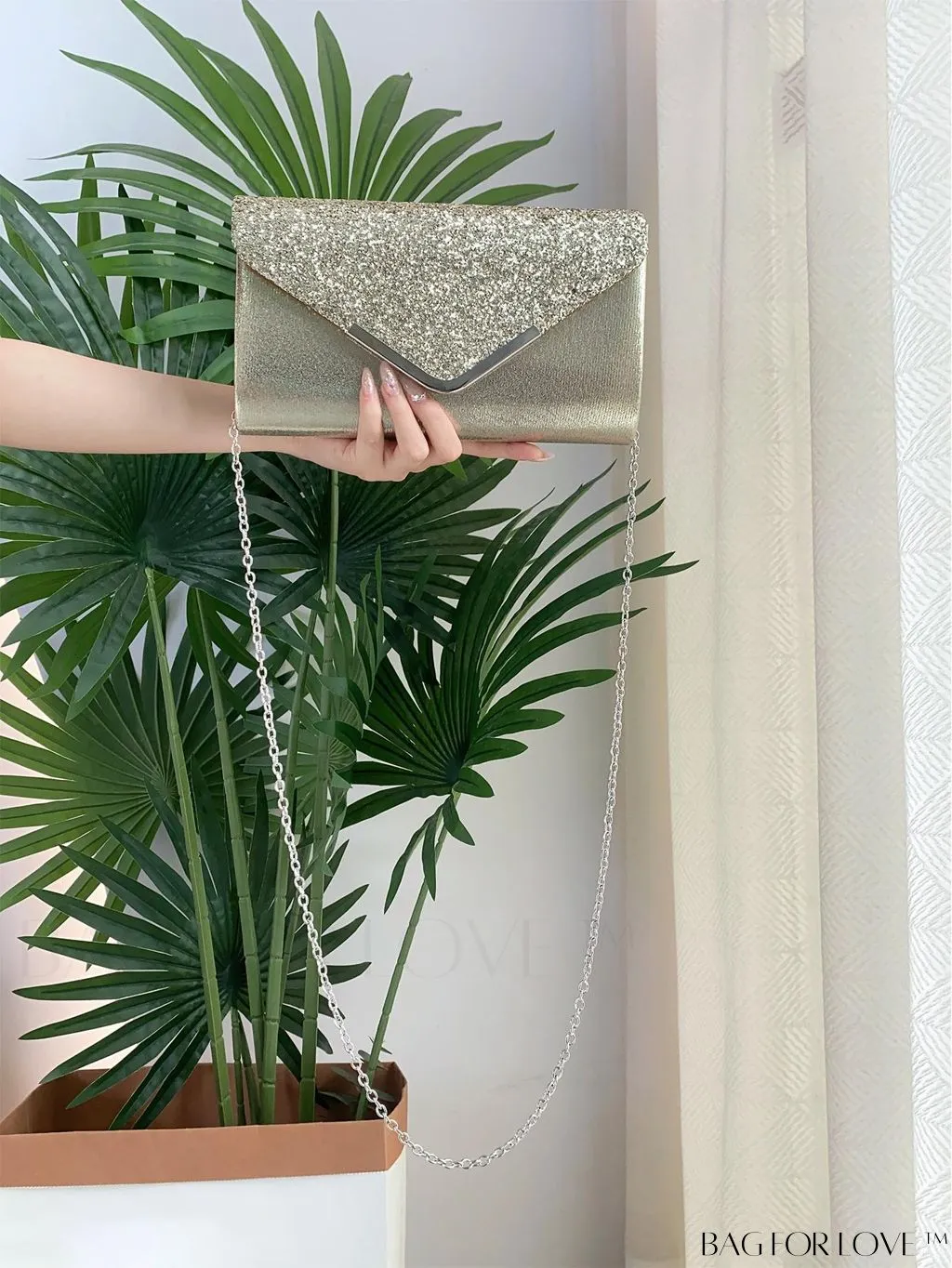 BagForLove - Small Glamorous Glitter Envelope Bag: Perfect for Party Affair