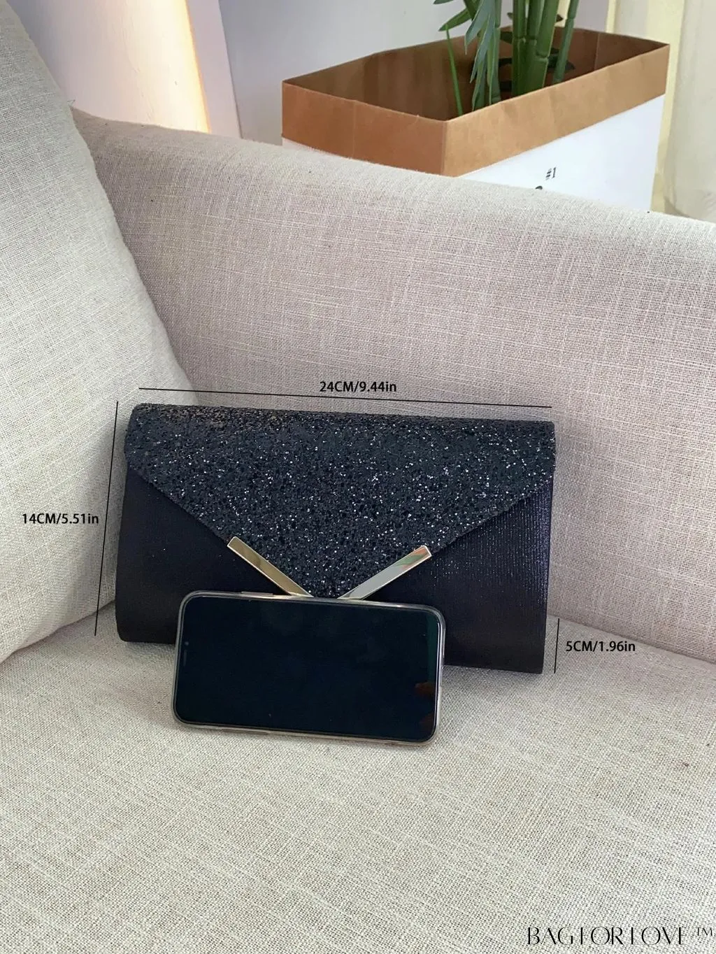 BagForLove - Small Glamorous Glitter Envelope Bag: Perfect for Party Affair