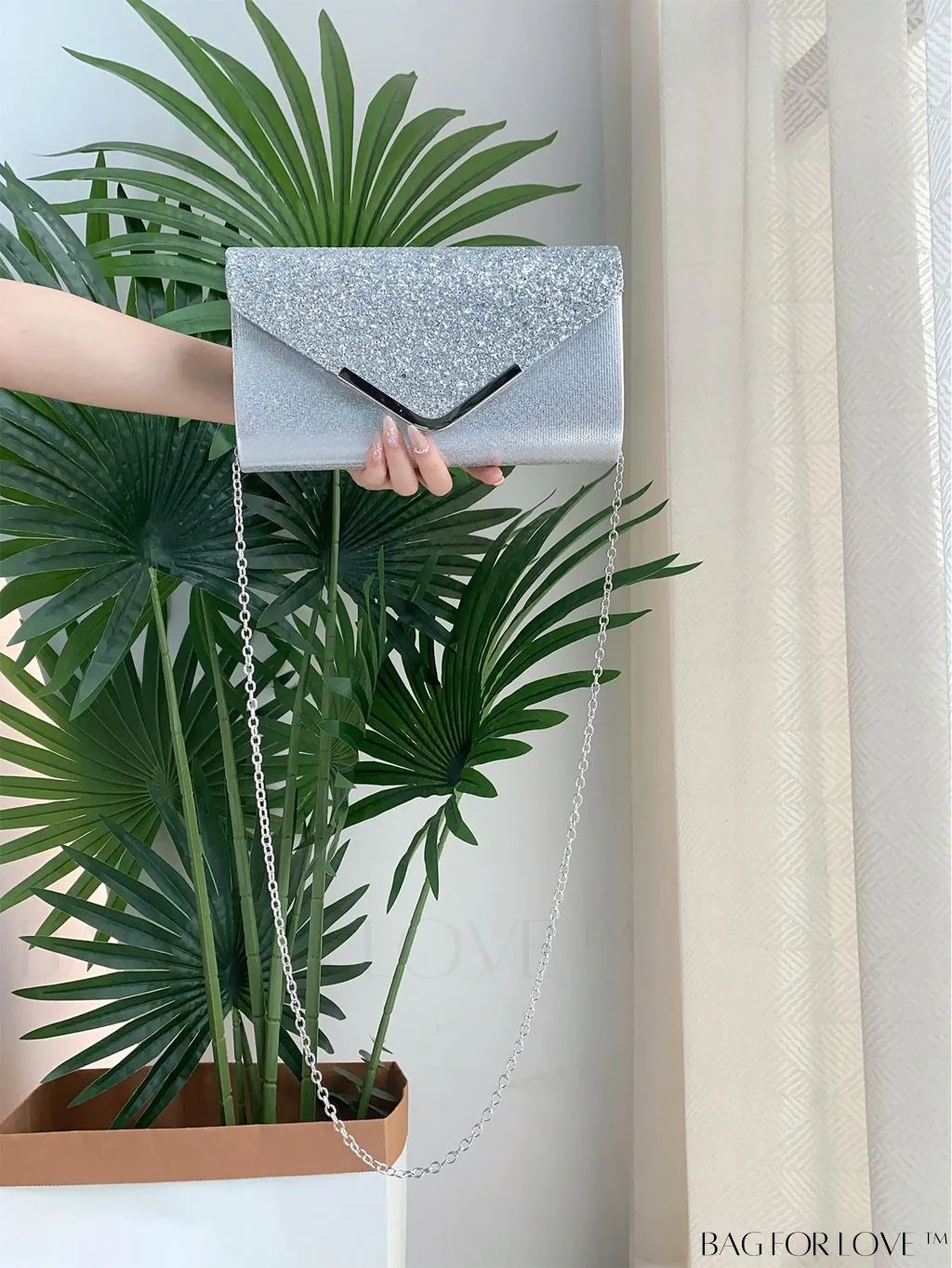 BagForLove - Small Glamorous Glitter Envelope Bag: Perfect for Party Affair