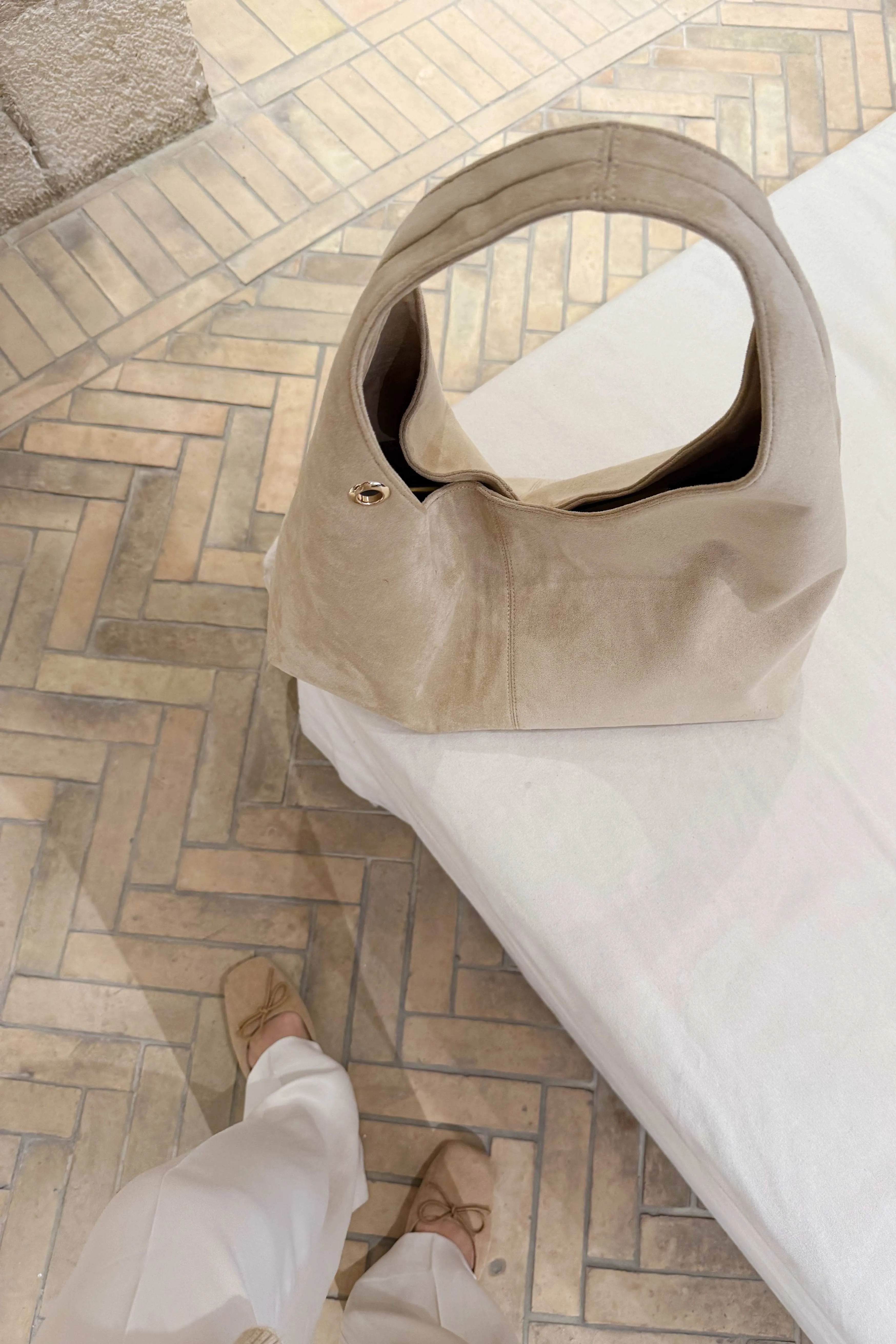 Carrie Midi Suede in Vanilla Latte