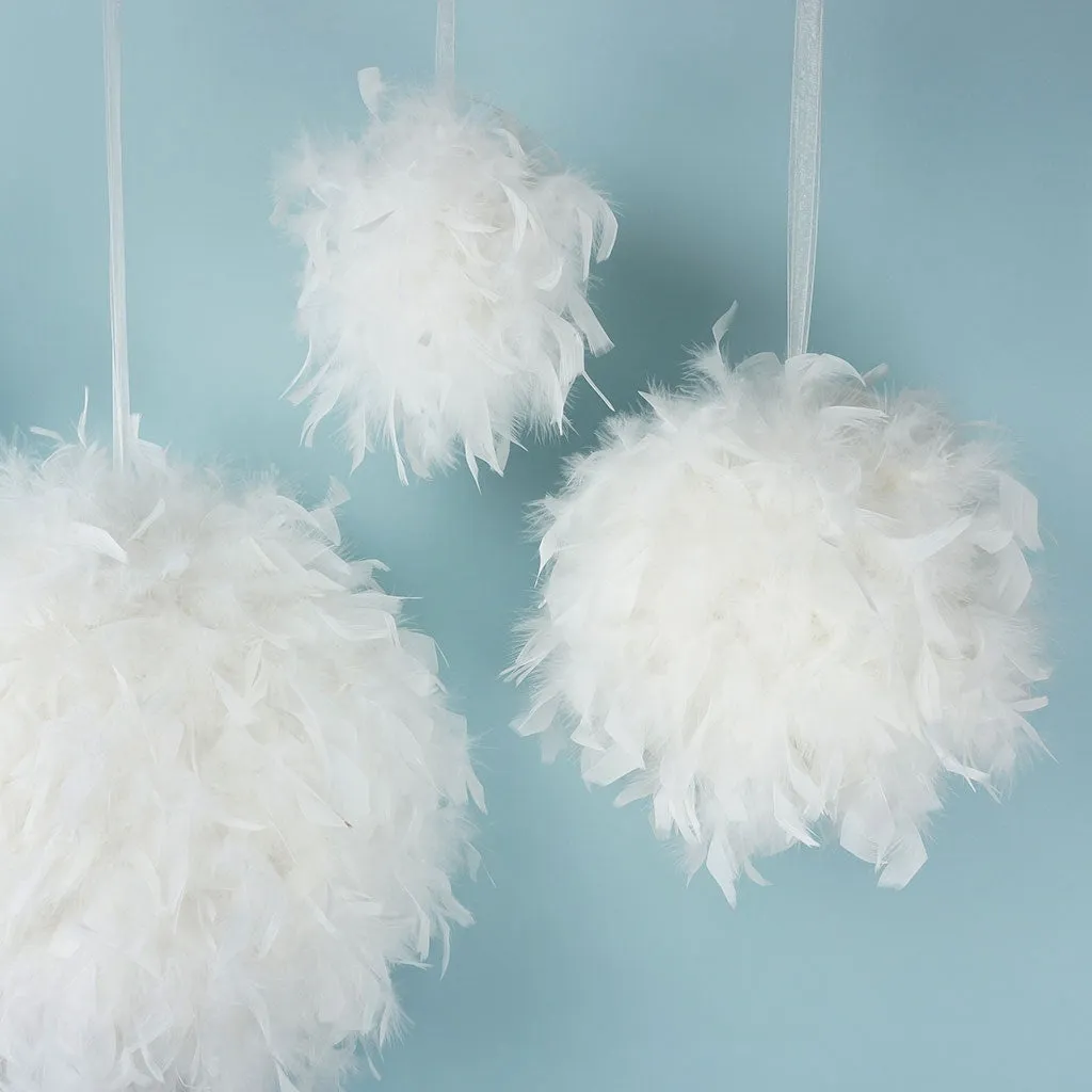 Chandelle Feather Pom Poms - White - 6"