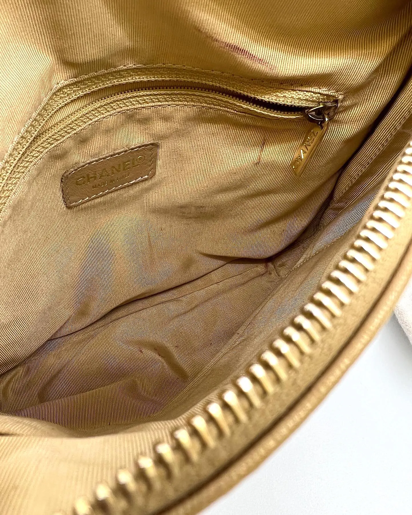 CHANEL LAMBSKIN SAC Carré SHOULDER BAG