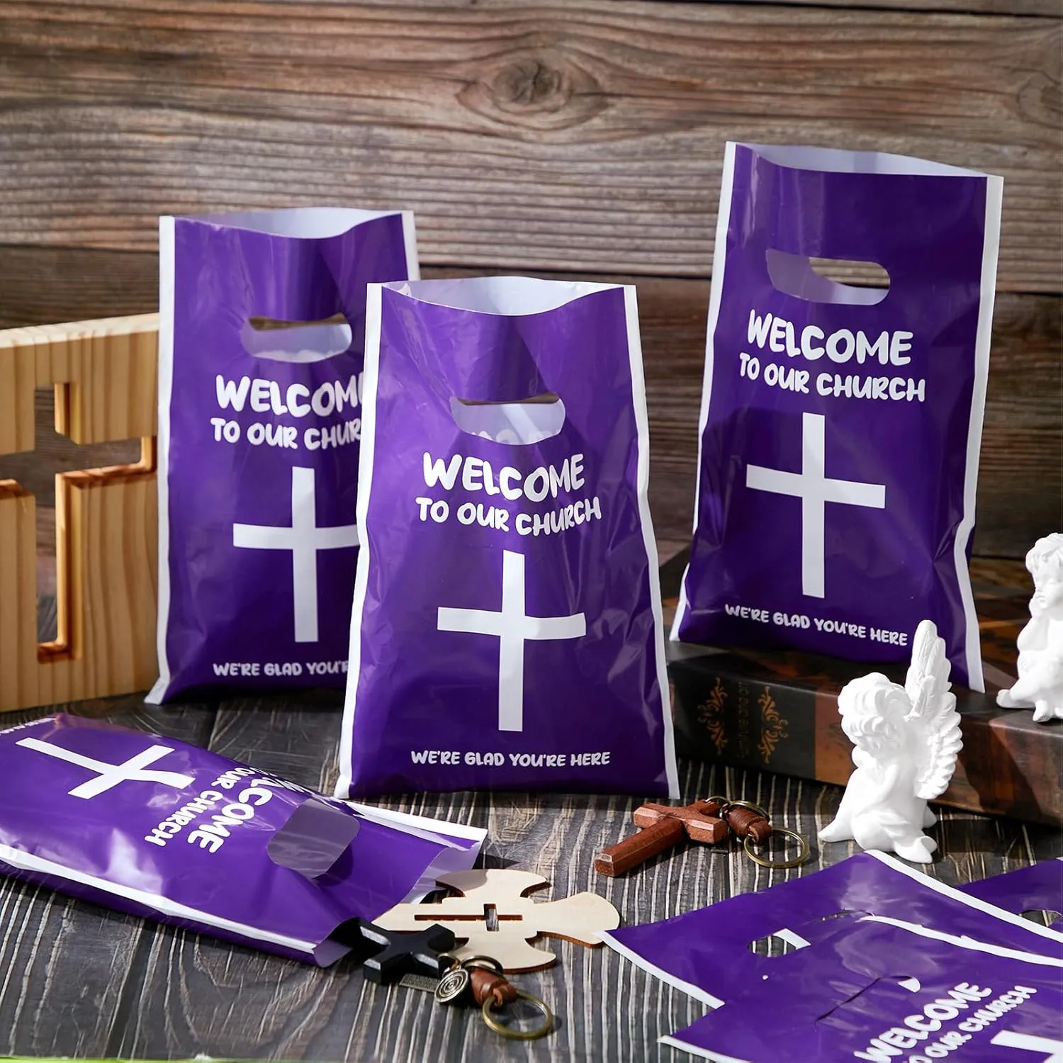Cholemy 100 Pcs Welcome To Our Church Treat Bags, Church Candy Bags with Handle Christian Events Plastic Goodie Bags Colourful Party Supplies and Gifts Wrapping Bags, 9.84'' x 6.5''