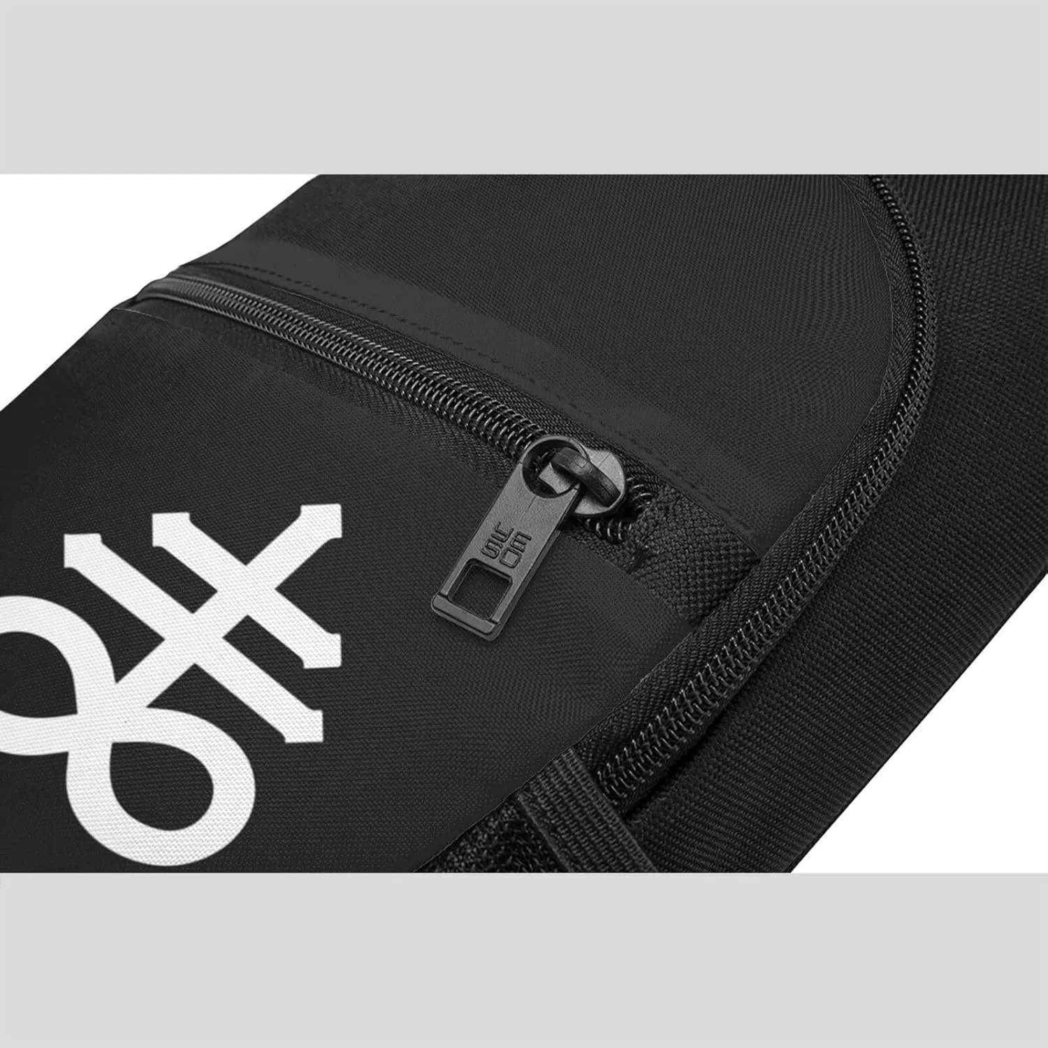 GeRRiT Leviathan Cross and Serpents Chest Pack Leisure Shoulder Crossbody Chest Bag, Black