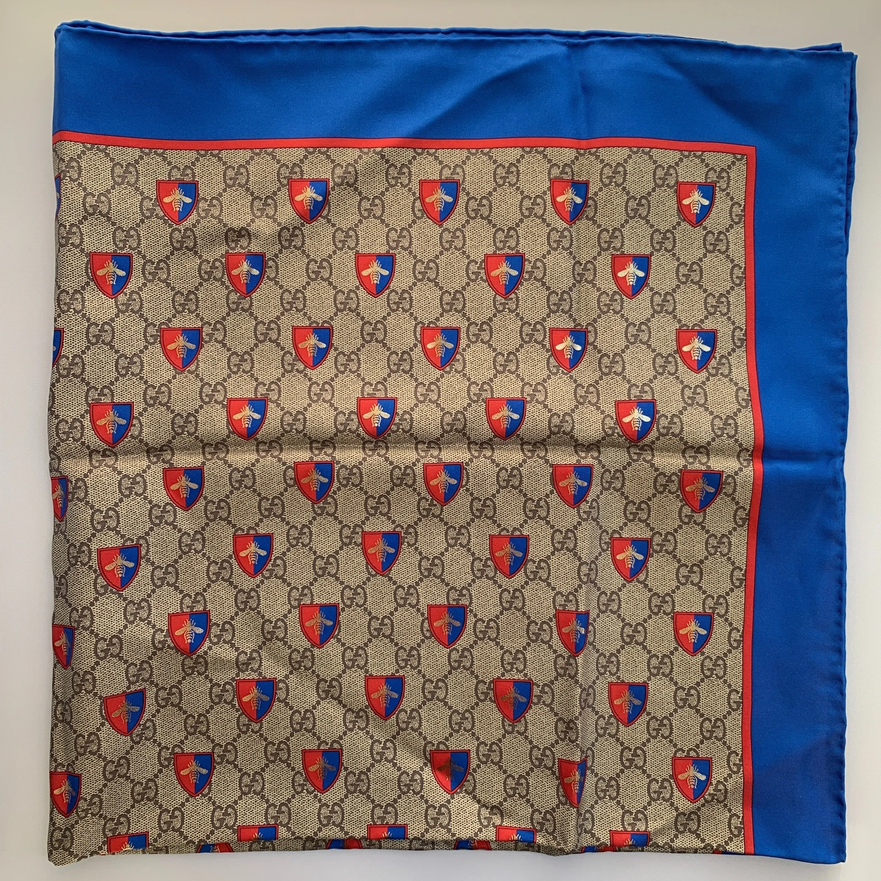 Gucci Scarf with Bee Supreme Crest Customizable options Giveaway offer