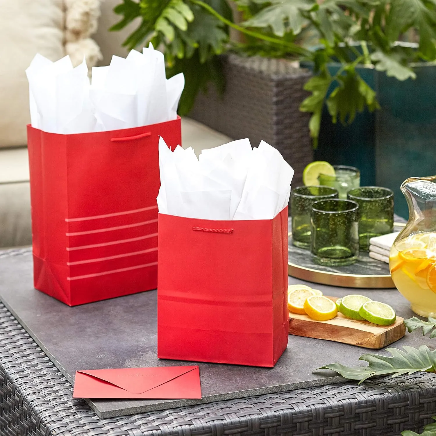 Hallmark Red Gift Bags in Assorted Sizes (Pack of 6: 2 Medium 9", 2 Large 11", 2 Extra Large 14") for Christmas, Birthdays, Graduations, Father's Day, Baby Showers, Bridal Showers, Weddings