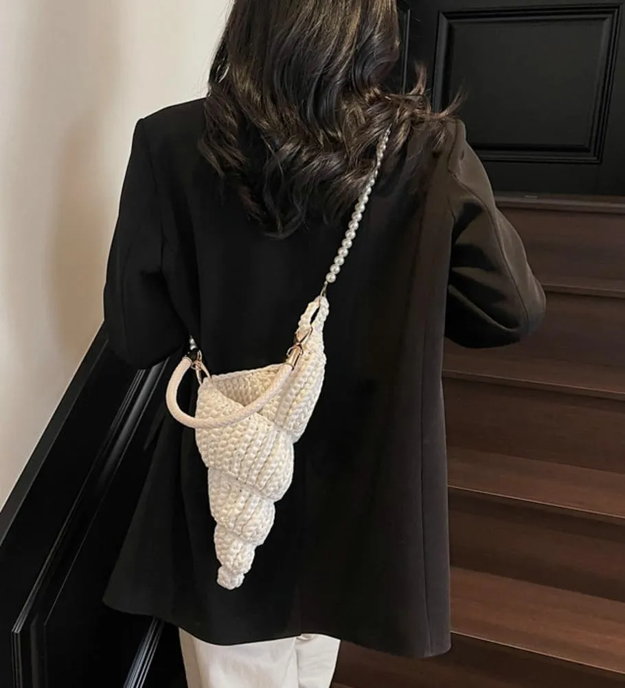 Handwoven Fashion Seashell Bag for Women Crochet Beach Bag Unique Boho Clutch with Pearl Strap Leather Handle 2025