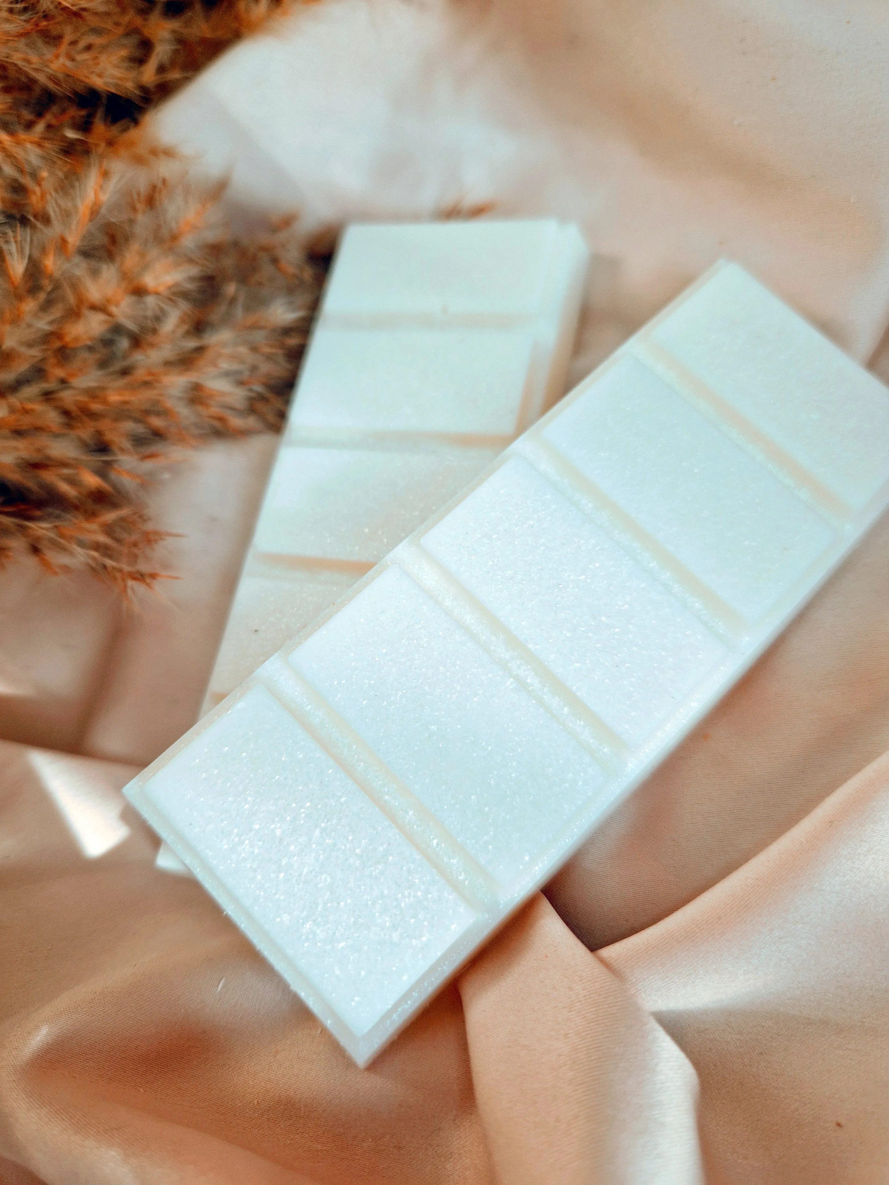 J Choo Wax Melt Snap Bar, Luxury Perfume Simmering Granules and Carpet Freshener, Strong Scented Home Wax