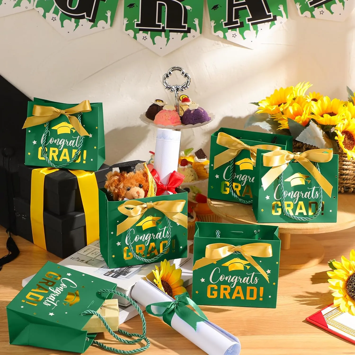 Jetec 45 Pack 2025 Graduation Gift Bags Bulk Small Congrats Bags with Handle and Bow Ribbon 5.5 x 4.7 x 2.5 Inch Grad Paper Treat Gifts Party Favor Supplies for College High School(Green Gold)