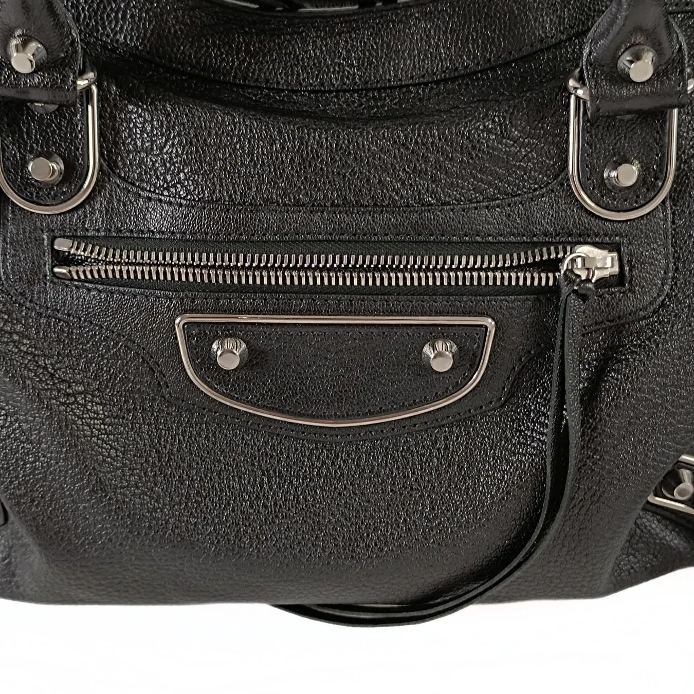 Le City in Unbeatable assortment Medium bag Satisfied customers Balenciaga BALENCIAGA Metallic shoulder Balenciaga leather black