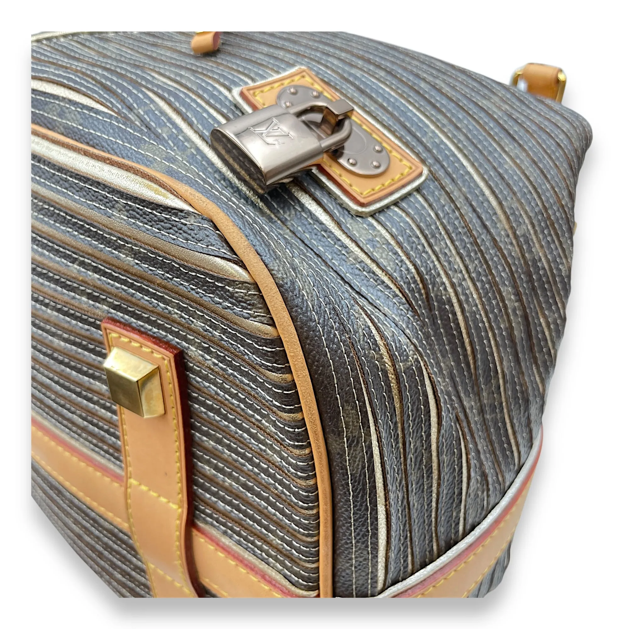 Limited Edition Peche Monogram Eden Neo Grey/Metallic Gold Bucket Bag in Canvas, Gold hardware
