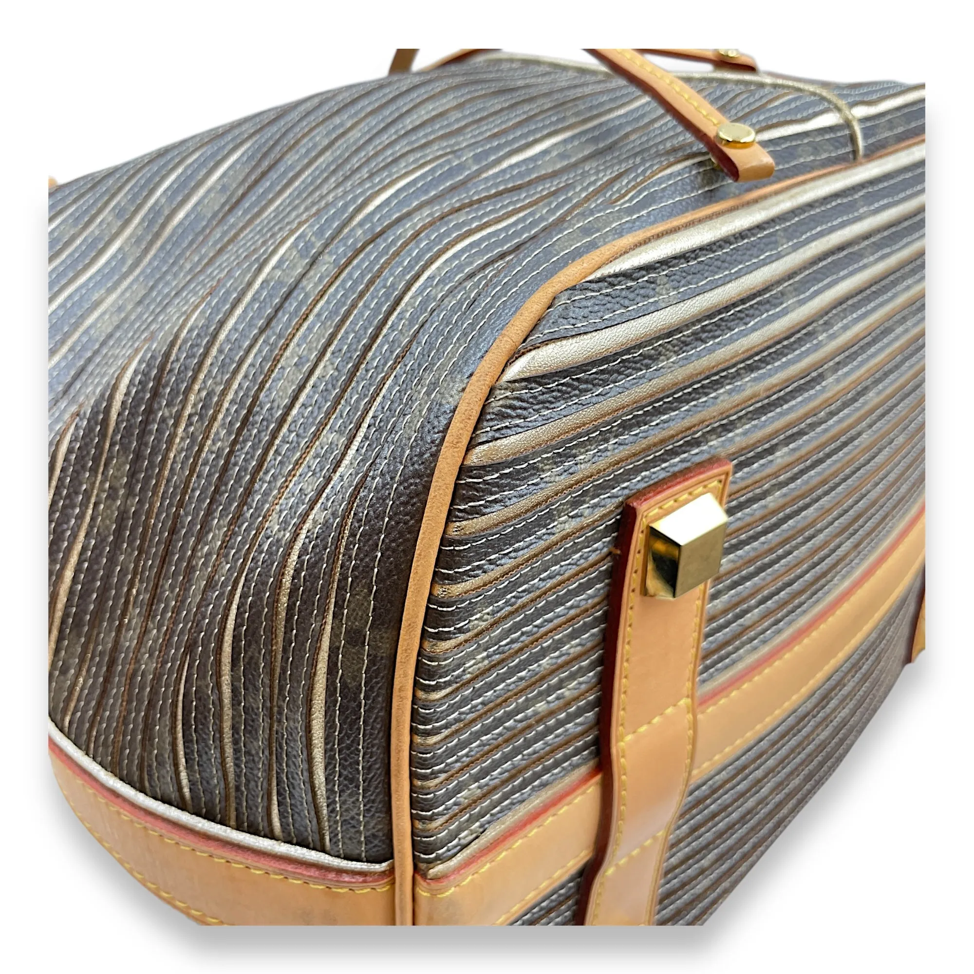 Limited Edition Peche Monogram Eden Neo Grey/Metallic Gold Bucket Bag in Canvas, Gold hardware