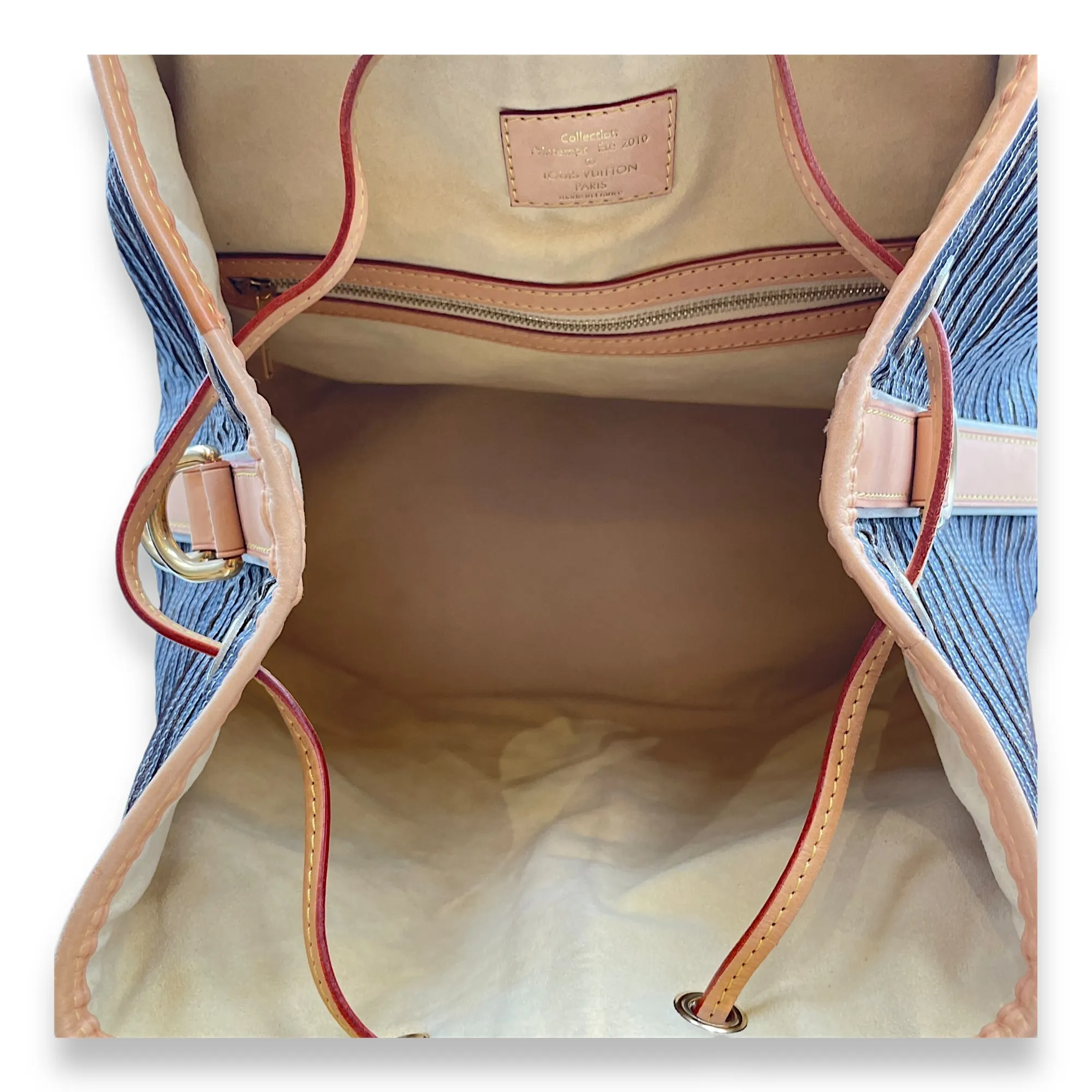 Limited Edition Peche Monogram Eden Neo Grey/Metallic Gold Bucket Bag in Canvas, Gold hardware