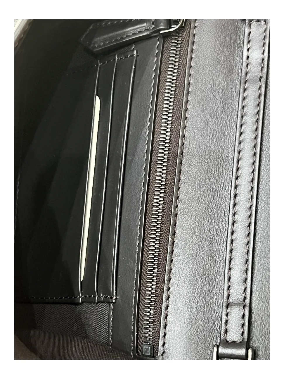 Pre-owned Fendi Wallet On Chain