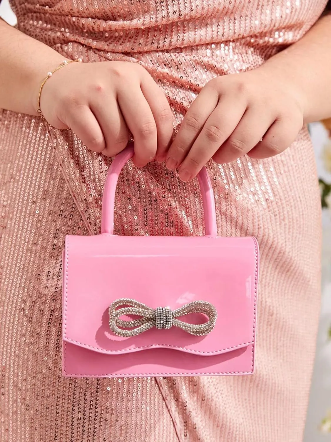QWINEE Women's Glitter Rhinestone Bow Decor Clutch Purse Prom Bags Sparkle Mini Square Handbags