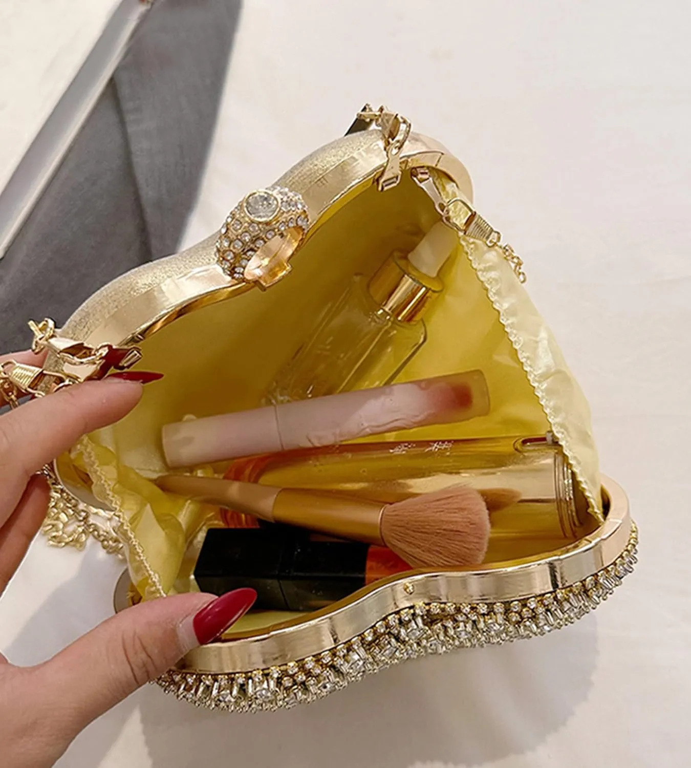 Rhinestones Heart Shape Clutch Purses for Women Sparkly Evening Bags for Prom Cocktail Party Wedding Purse