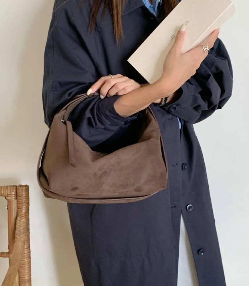 Suede Handbags Retro Shoulder Bag for Women Crescent Crossbody Satchels Bag Work Travel Tote Bags Winter Brown Purse