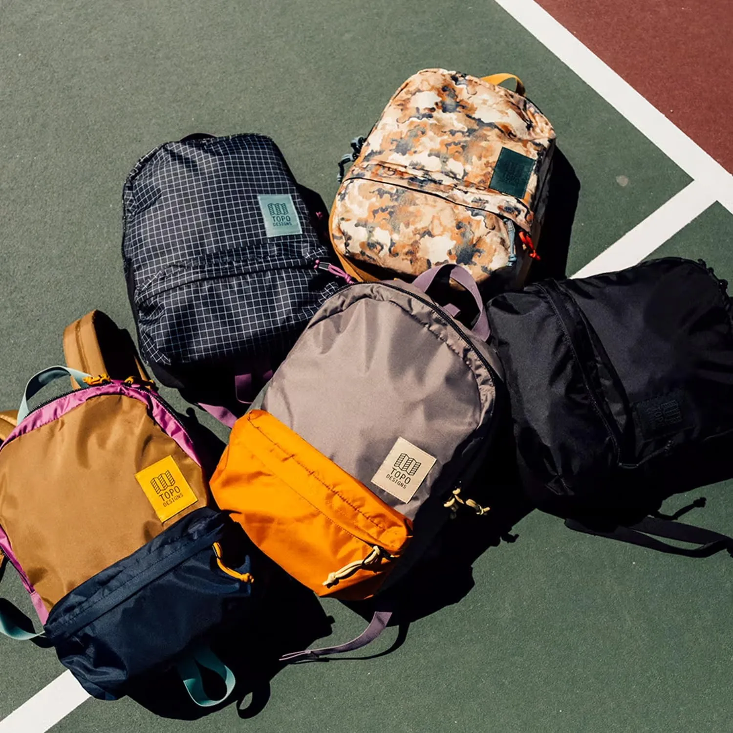 Topo Designs Dash Pack, Lightweight Laptop Backpack, 100% Recycled Materials, Fair Wear   WRAP Certified, 17L (Beetle/Spice)