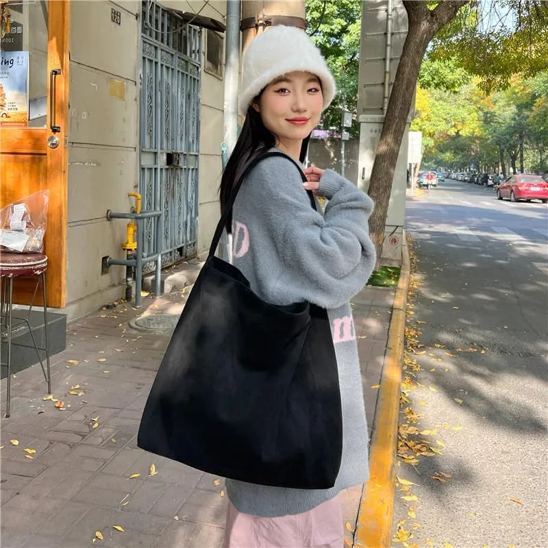 Trendy Women’s Large Suede Tote Bag Shoulder Bags For Women Fall Underarm Bag Winter Hobo Bag Work Purses Travel Handbag
